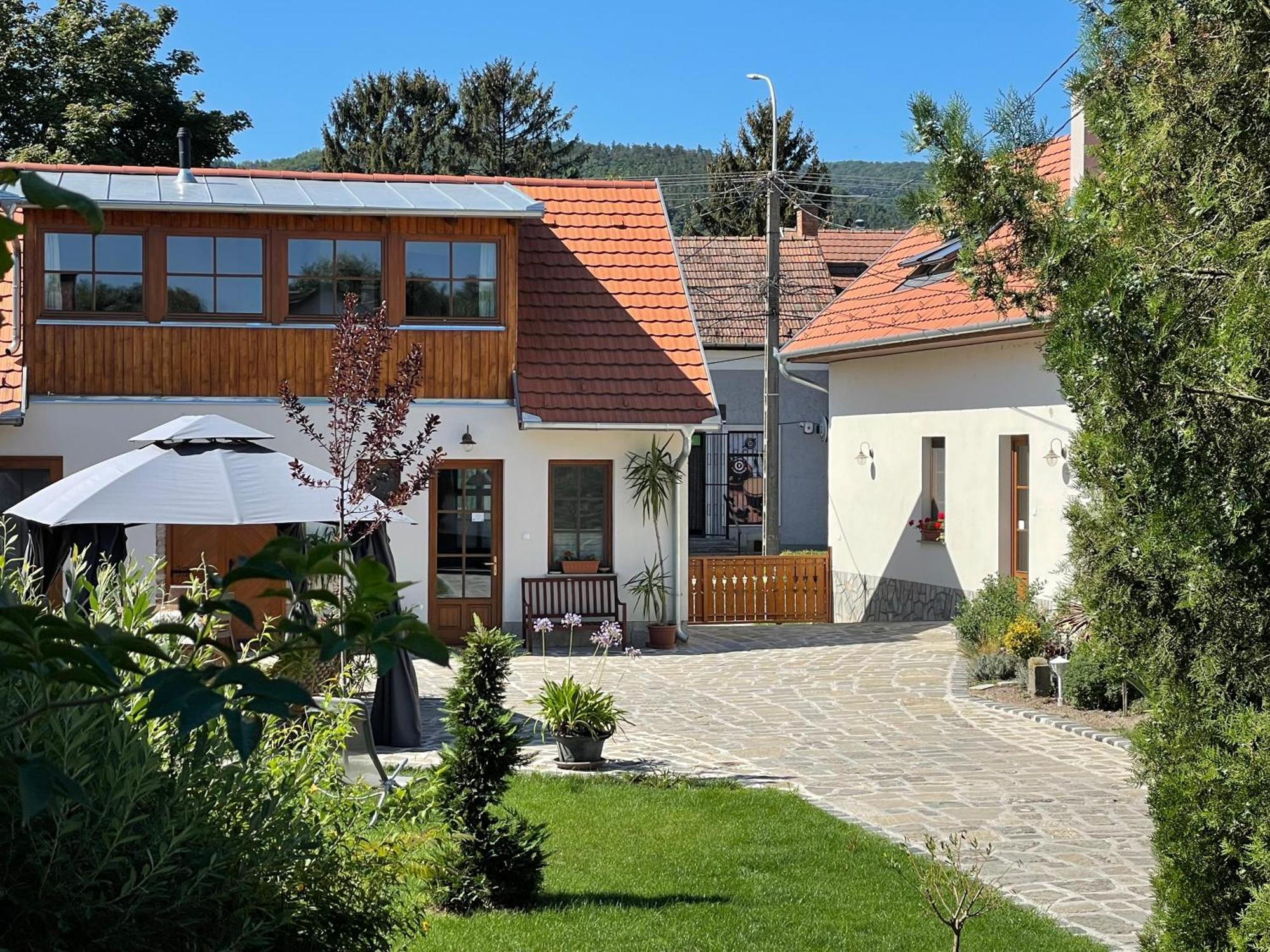 Kis-Duna Vendégház Dunabogdány Exterior foto