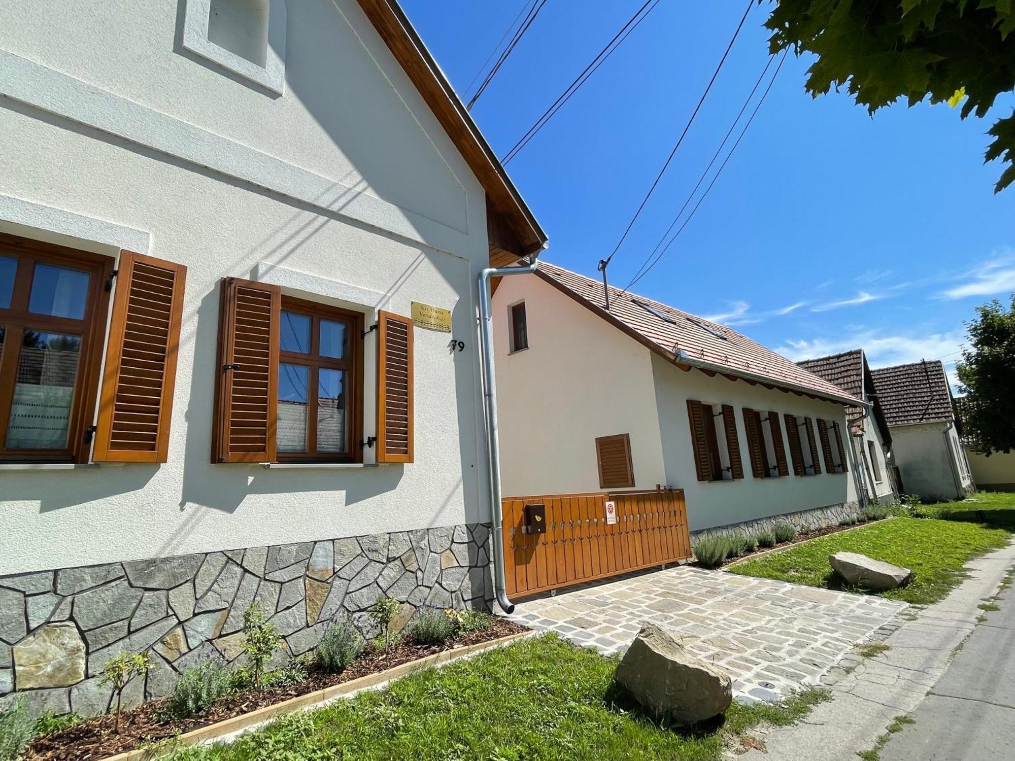 Kis-Duna Vendégház Dunabogdány Exterior foto